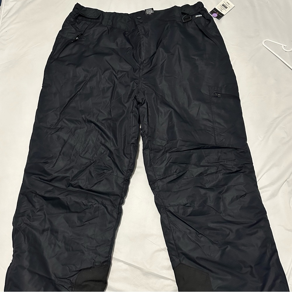 NEW Men’s SwissTech Ski Pants